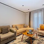 Of Hotell *